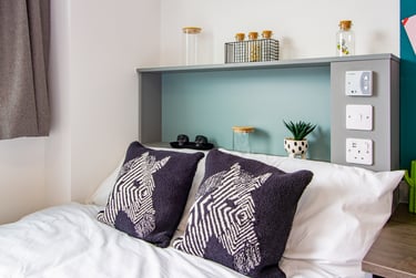 Accessible Silver Studio - Image 1